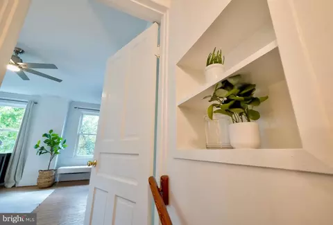 Entry Way - 2925 Covington Rd, Silver Spring, MD 20910 photo 2 of 2