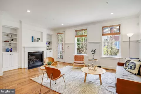 8920 Courts Way, Silver Spring, MD 20910 photo 3