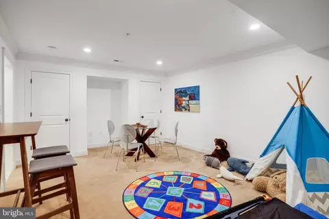 8920 Courts Way, Silver Spring, MD 20910 photo 42