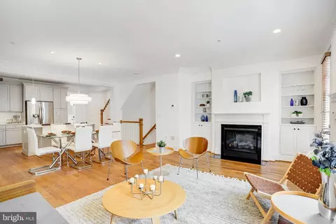 8920 Courts Way, Silver Spring, MD 20910 photo 12
