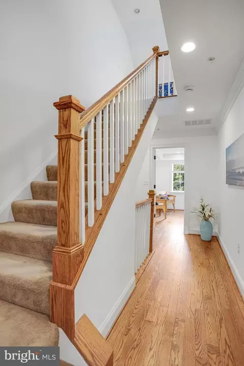 8920 Courts Way, Silver Spring, MD 20910 photo 33