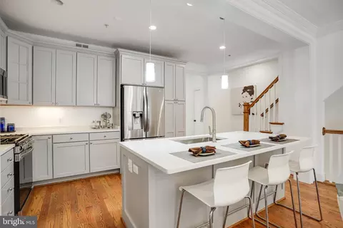 8920 Courts Way, Silver Spring, MD 20910 photo 14
