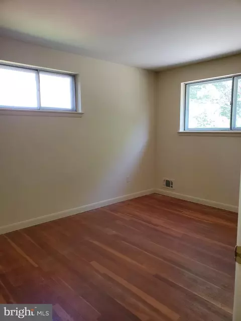 614 Hillsboro Dr, Silver Spring, MD 20902 photo 18