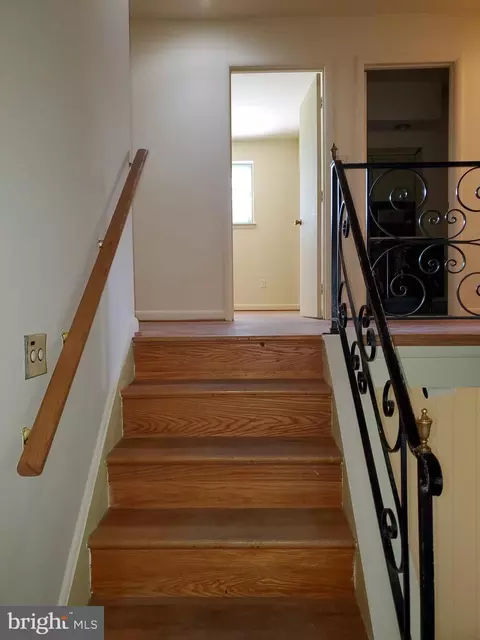 614 Hillsboro Dr, Silver Spring, MD 20902 photo 16
