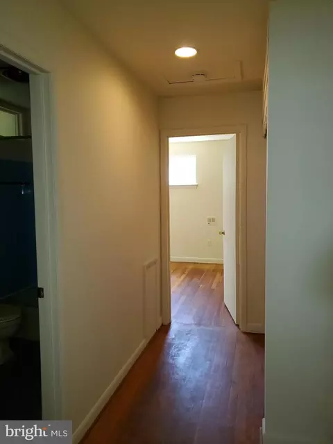 614 Hillsboro Dr, Silver Spring, MD 20902 photo 8