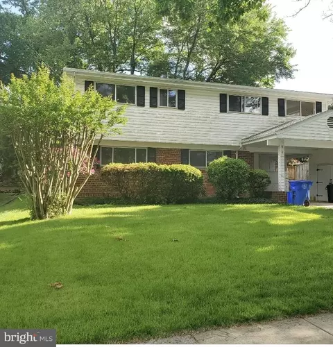 614 Hillsboro Dr, Silver Spring, MD 20902 photo 2