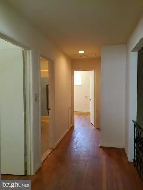 614 Hillsboro Dr, Silver Spring, MD 20902 photo 7