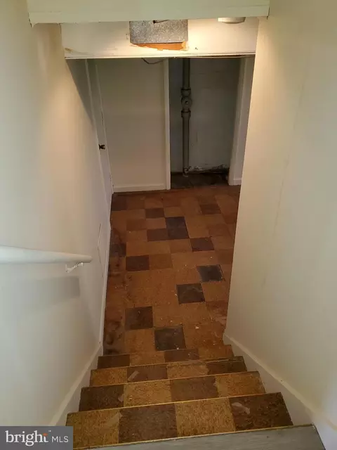614 Hillsboro Dr, Silver Spring, MD 20902 photo 33