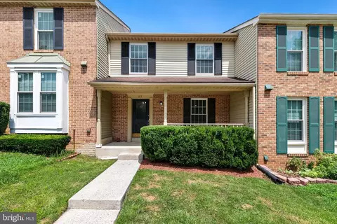 513 Coral Reef Dr, Gaithersburg, MD 20878