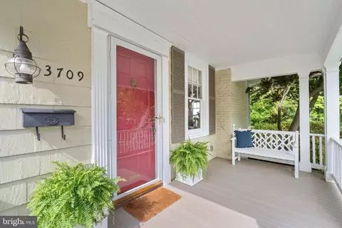 3709 Shepherd St, Chevy Chase, MD 20815