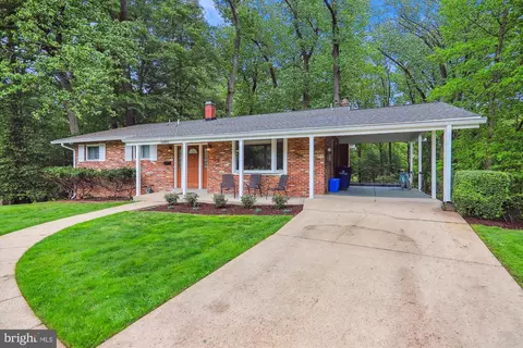 11804 Lovejoy St, Silver Spring, MD 20902 photo 3