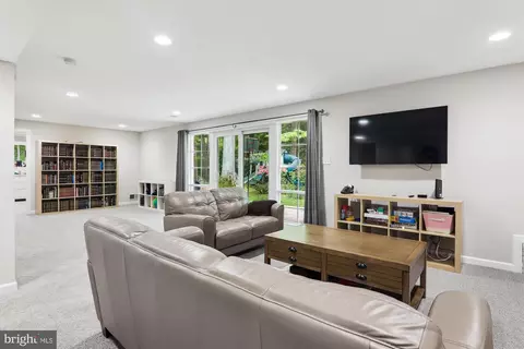 11804 Lovejoy St, Silver Spring, MD 20902 photo 39