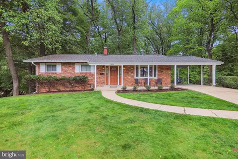 11804 Lovejoy St, Silver Spring, MD 20902