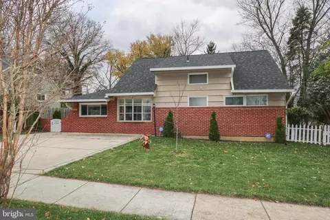 322 Mount Vernon Pl, Rockville, MD 20852