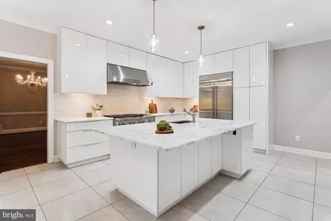 Kitchen - 9801 Hall Rd, Potomac, MD 20854 photo 1 of 2