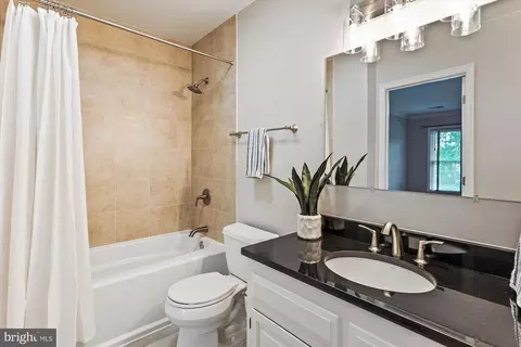 Bath - 9801 Hall Rd, Potomac, MD 20854 photo 9 of 10