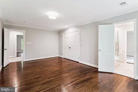 Bedroom - 9801 Hall Rd, Potomac, MD 20854 photo 6 of 10