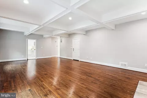 Living - 9801 Hall Rd, Potomac, MD 20854 photo 8 of 9