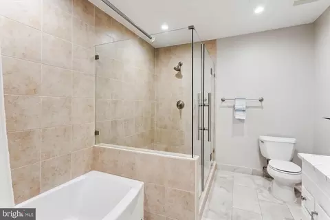 Bath - 9801 Hall Rd, Potomac, MD 20854 photo 3 of 10