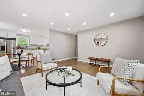 Living - 10916 Lombardy Rd, Silver Spring, MD 20901 photo 2 of 3