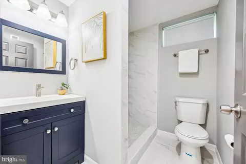 Bath - 10916 Lombardy Rd, Silver Spring, MD 20901 photo 4 of 4