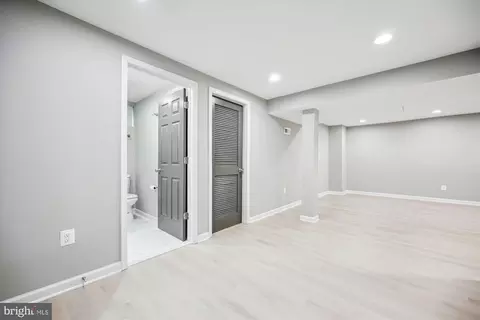 Entry Way - 10916 Lombardy Rd, Silver Spring, MD 20901 photo 2 of 2
