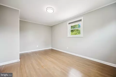 Bedroom - 10916 Lombardy Rd, Silver Spring, MD 20901 photo 4 of 6