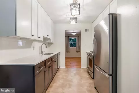Kitchen - 903 Burnt Crest Ln, Silver Spring, MD 20903 photo 1 of 1