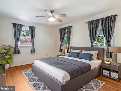 Bedroom - 903 Burnt Crest Ln, Silver Spring, MD 20903 photo 1 of 3