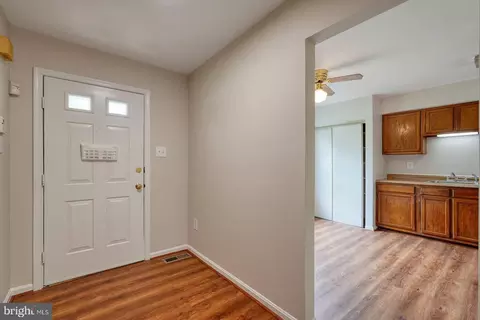 Entry Way - 2807 Ashmont Ter, Silver Spring, MD 20906 photo 2 of 3