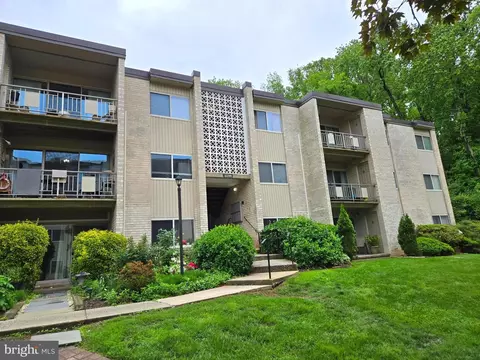 12209 Braxfield Ct #4, Rockville, MD 20852