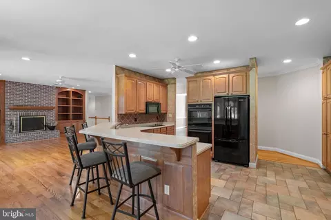 Kitchen - 16216 Whitehaven Rd, Silver Spring, MD 20906 photo 2 of 3