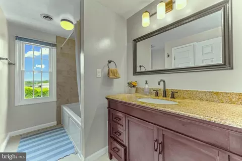 Bath - 1604 Gamewell Rd, Silver Spring, MD 20905 photo 6 of 6
