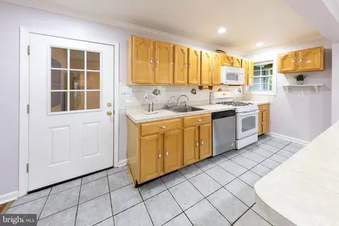 Entry Way - 3321 Clay St, Silver Spring, MD 20902 photo 1 of 4