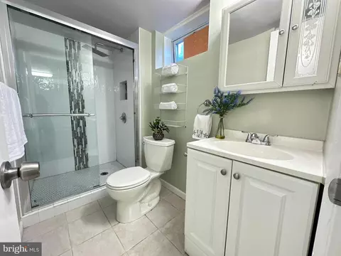 Bath - 3321 Clay St, Silver Spring, MD 20902 photo 2 of 3