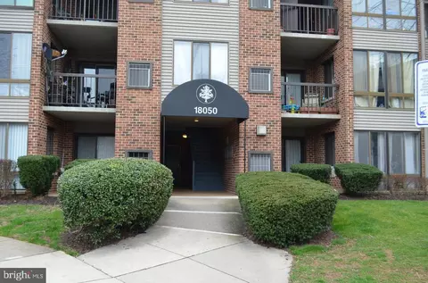 18050 Chalet Dr #14-303, Germantown, MD 20874