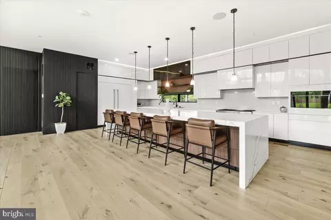 Kitchen - 15807 Thompson Rd, Silver Spring, MD 20905 photo 3 of 6