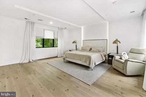 Bedroom - 15807 Thompson Rd, Silver Spring, MD 20905 photo 1 of 8