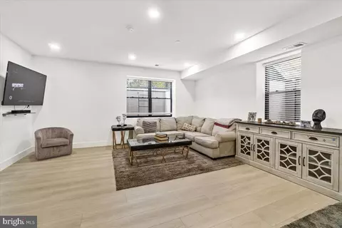 Living - 15807 Thompson Rd, Silver Spring, MD 20905 photo 5 of 5