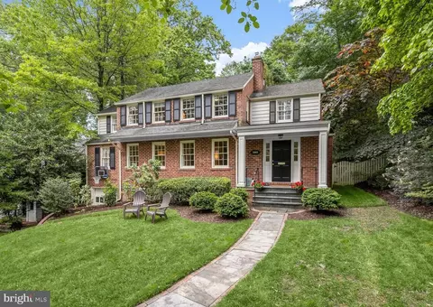 5903 Ramsgate Rd, Bethesda, MD 20816