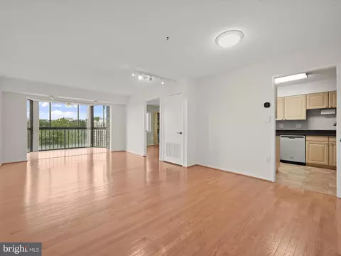 Living - 15107 Interlachen Dr #2-919, Silver Spring, MD 20906 photo 1 of 8