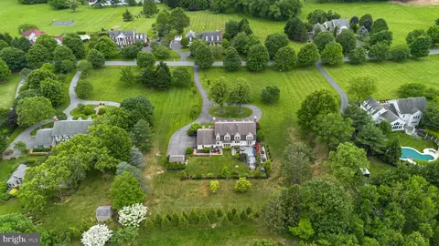 21108 Golf Estates Dr, Laytonsville, MD 20882
