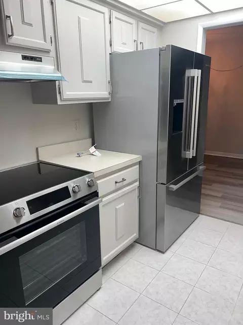 Kitchen - 15300 Beaverbrook Ct #88-2B, Silver Spring, MD 20906 photo 4 of 4