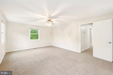 14208 Burning Bush Ln, Silver Spring, MD 20906 photo 37