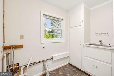 14208 Burning Bush Ln, Silver Spring, MD 20906 photo 25