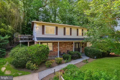 14100 Arctic Ave, Rockville, MD 20853
