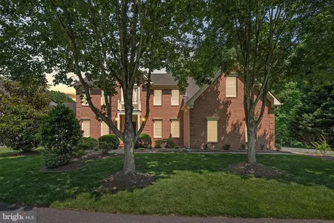 301 Reserve Gate Ter, Silver Spring, MD 20905