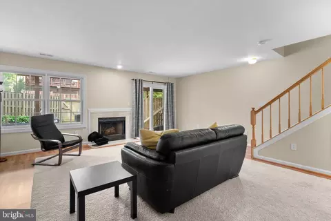 25 Silver Moon Dr, Silver Spring, MD 20904 photo 17