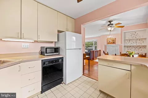 10115 Day Ave, Silver Spring, MD 20910 photo 8