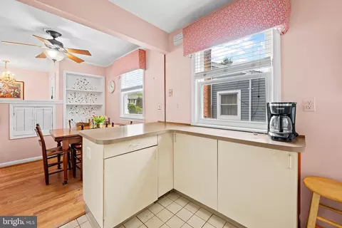 10115 Day Ave, Silver Spring, MD 20910 photo 9
